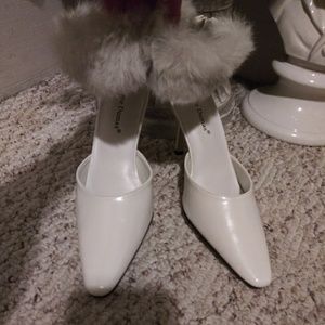 EUC Vintage Pierre Dumas Fur Ankle Strap Pumps